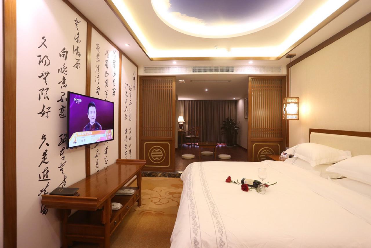 Mingshan Hotel Chengdu Exteriör bild