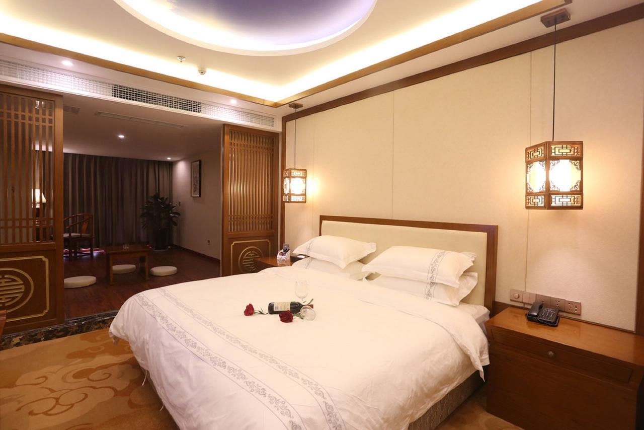 Mingshan Hotel Chengdu Exteriör bild