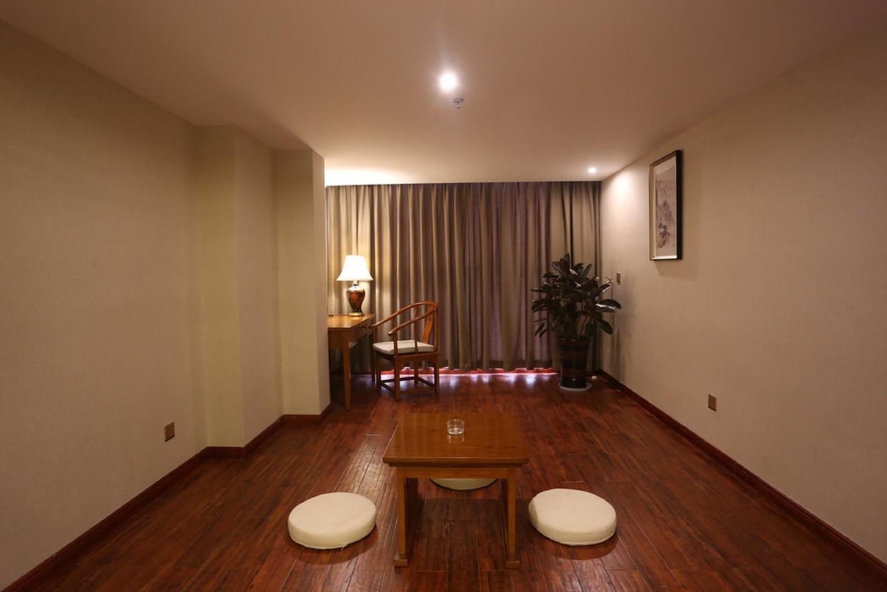 Mingshan Hotel Chengdu Exteriör bild
