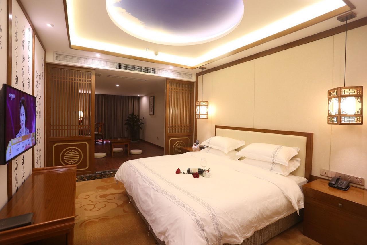 Mingshan Hotel Chengdu Exteriör bild