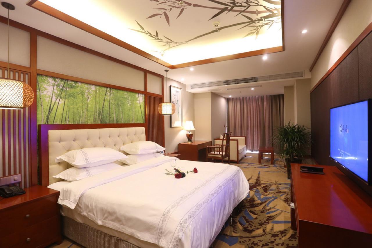 Mingshan Hotel Chengdu Exteriör bild